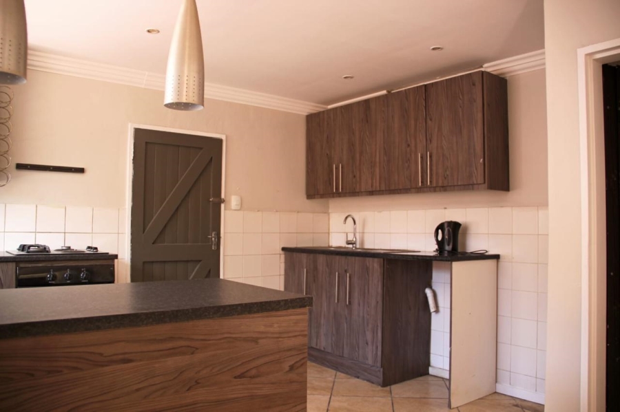 8 Bedroom Property for Sale in Brandwag Free State